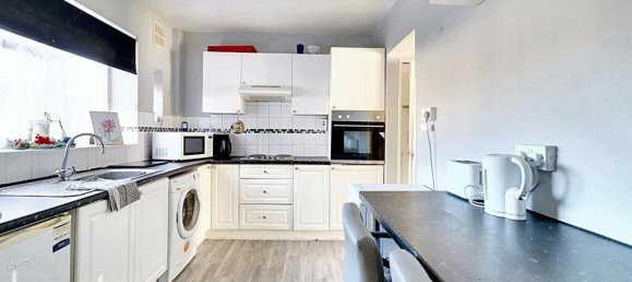 Квартира с 2 спальнями в Хайес, Великобритания № 5035 4