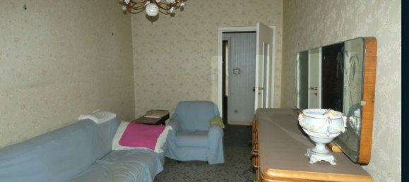 3 bedrooms Apartment in Turin, Italy No. 327701 12