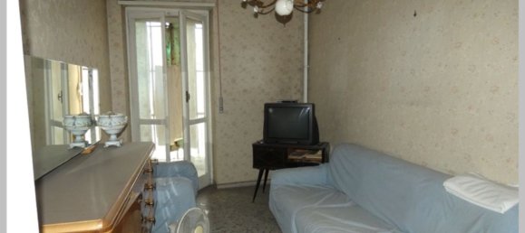 3 bedrooms Apartment in Turin, Italy No. 327701 23