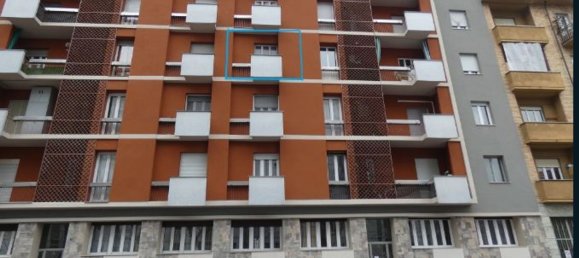 3 bedrooms Apartment in Turin, Italy No. 327701 7