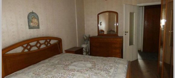 3 bedrooms Apartment in Turin, Italy No. 327701 18