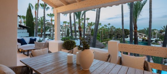 3 bedrooms Penthouse in Marbella, Spain No. 5410 4