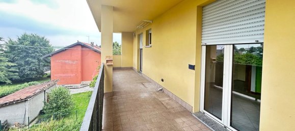 3-salle Appartement à Erba, Italy No. 130459 47