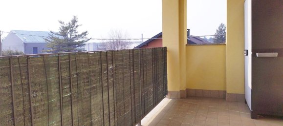 3-salle Appartement à Erba, Italy No. 130459 2