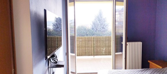 3-salle Appartement à Erba, Italy No. 130459 7