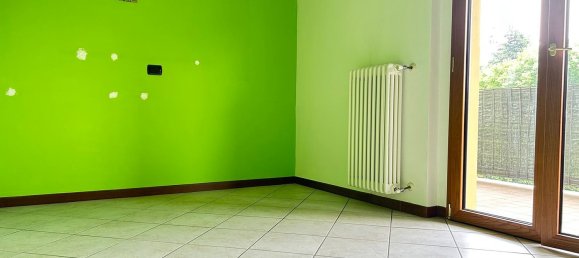 3-salle Appartement à Erba, Italy No. 130459 39