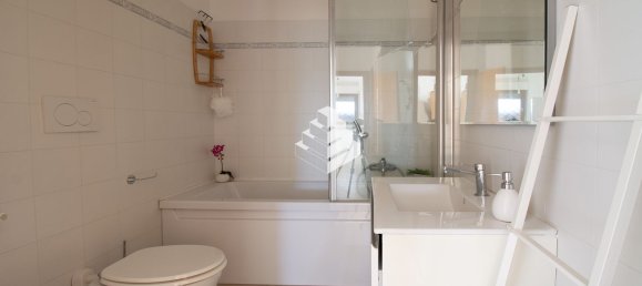 3 Schlafzimmer Wohnung in Pomezia, Italy, Nr. 369332 13