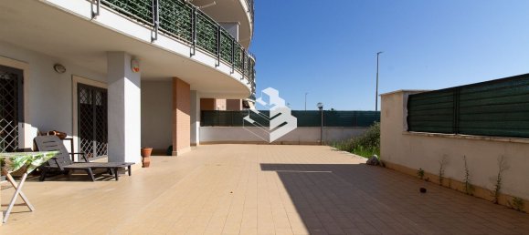 3 Schlafzimmer Wohnung in Pomezia, Italy, Nr. 369332 4