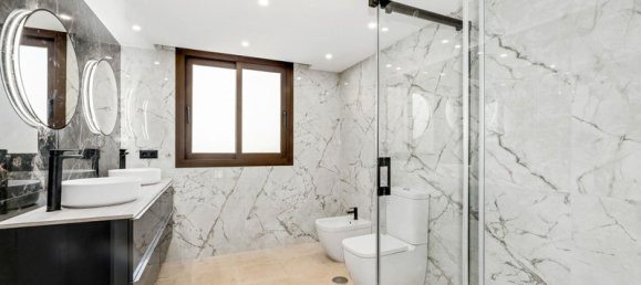 Villa de 4 dormitorios en Los Arqueros, Spain No. 19548 9