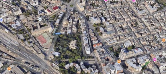 Apartamento de 2 habitaciónes en Bari, Italy No. 182951 20