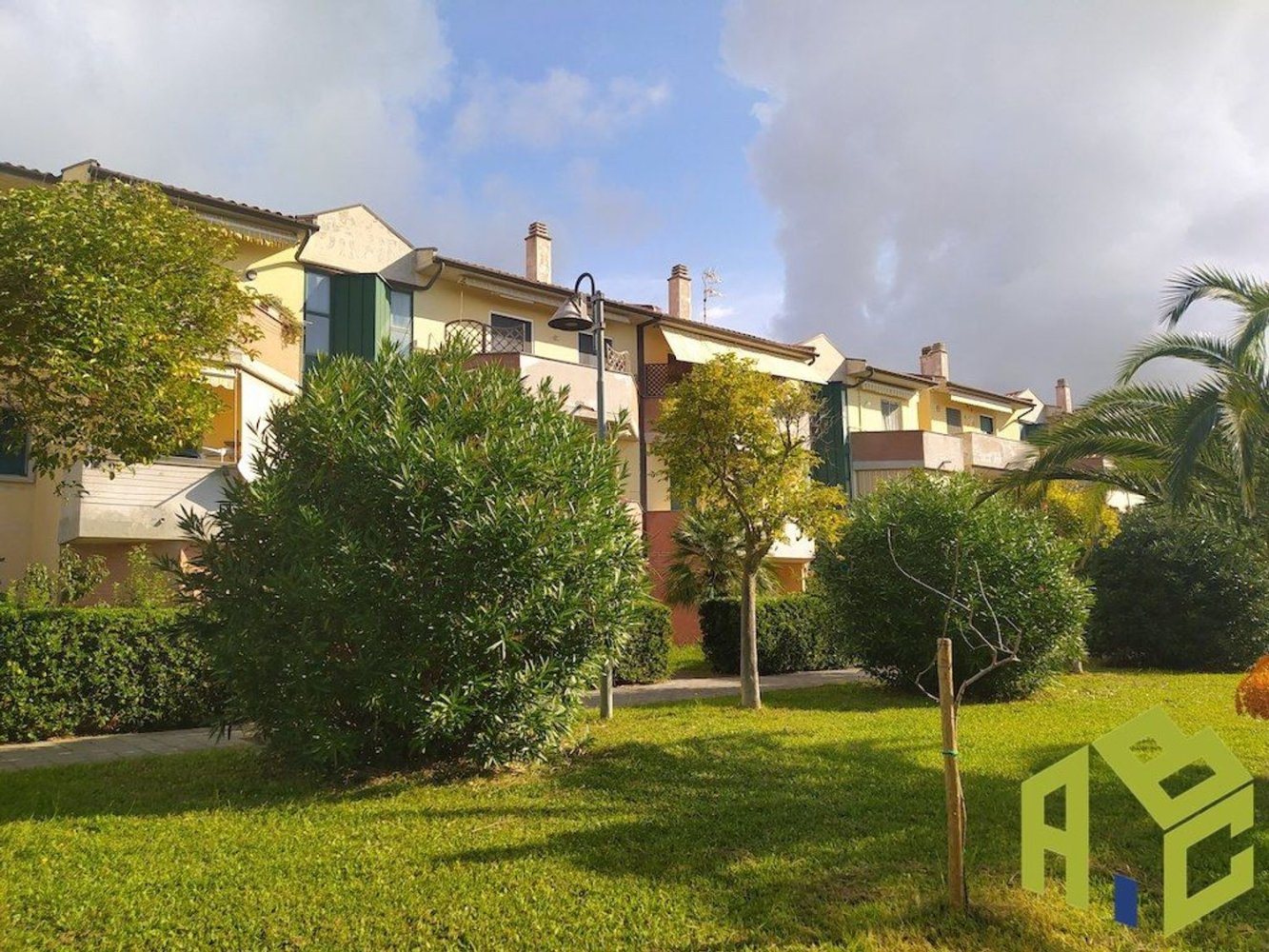 Apartamento de 4 divisões em Rosignano Marittimo, Italy N.º 132968