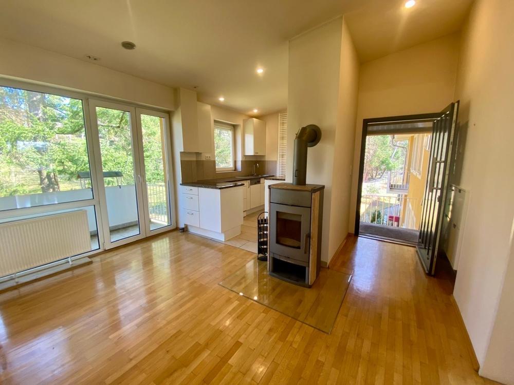 Apartamento de 9 habitaciónes en Coburg, Germany No. 262952