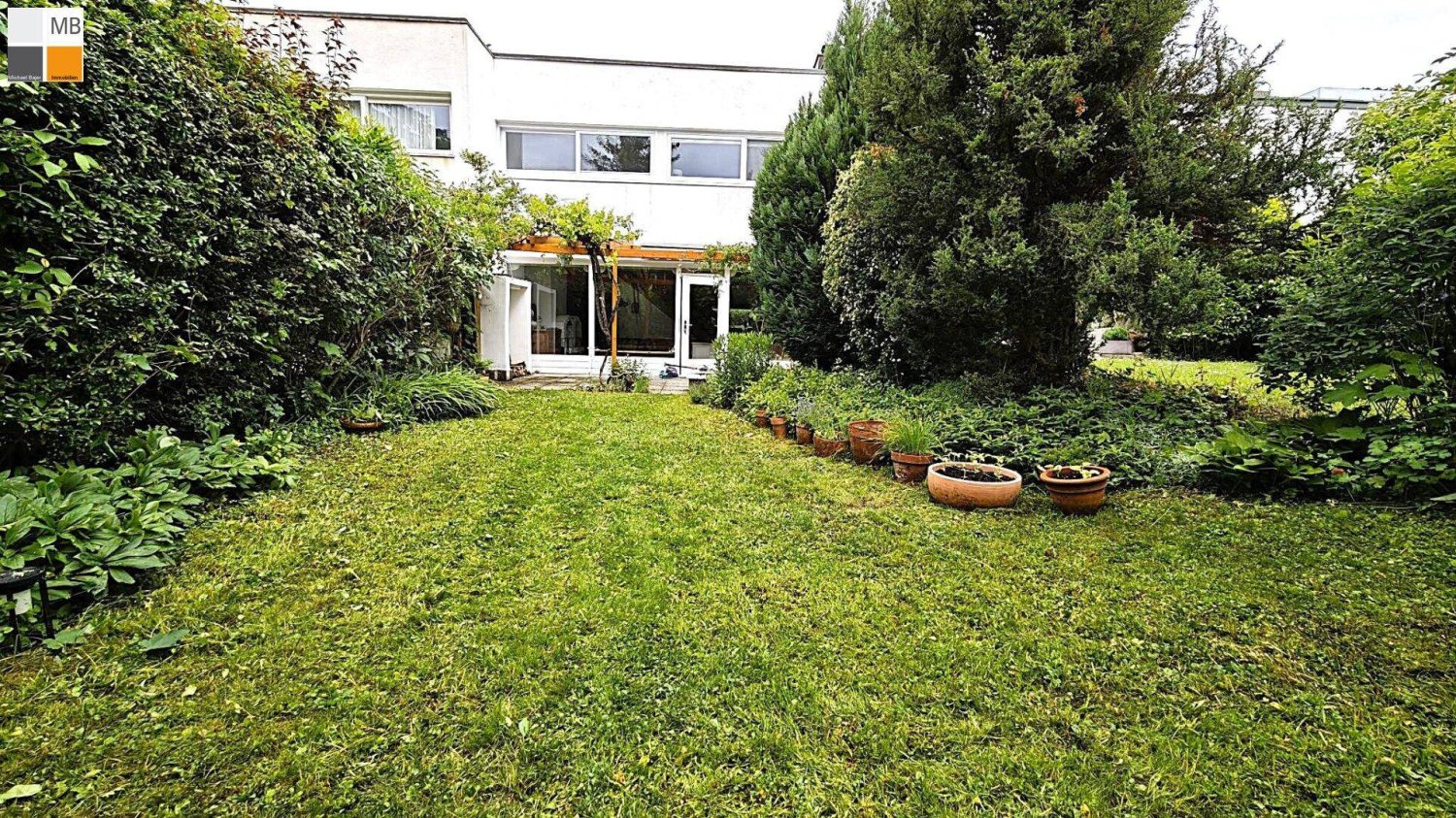 6غرفة منزل في Hinterbruhl, Austria رقم 259956