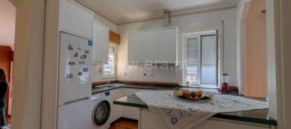 260m² Building in Matosinhos, Portugal No. 151707 6