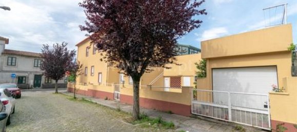 260m² Building in Matosinhos, Portugal No. 151707 3