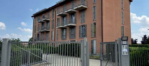 3 rooms Apartment in Chieri, Italy No. 197970 9