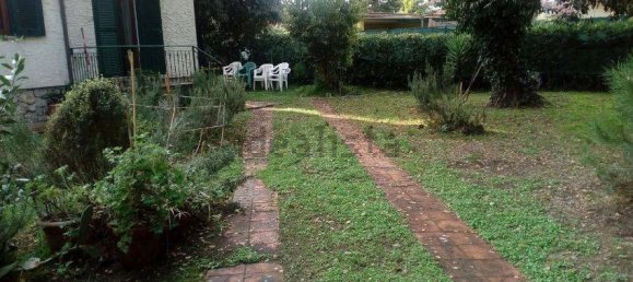 4 bedrooms Villa in Massa, Italy No. 215075 13