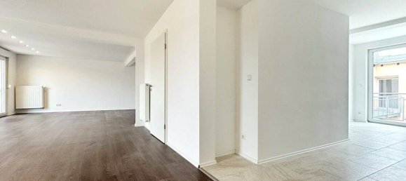 2 rooms Apartment in Baden-Wurttemberg, Germany No. 16223 3