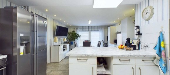 Таунхаус с 5 спальнями в Зарлуи, Германия № 73529 4