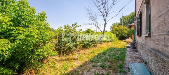 5 rooms Duplex in Medicina, Italy No. 79957 37