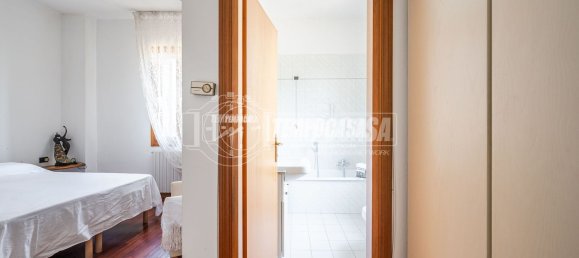 5 rooms Duplex in Medicina, Italy No. 79957 20