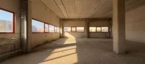 1035m² Warehouse in Guadalajara, Spain No. 169392 9