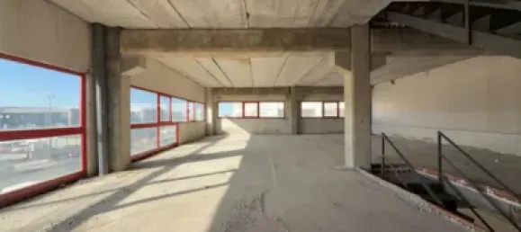 1035m² Warehouse in Guadalajara, Spain No. 169392 8