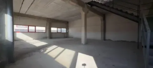 1035m² Warehouse in Guadalajara, Spain No. 169392 4