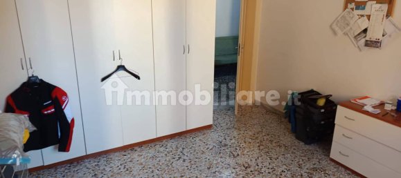 Квартира с 3 спальнями в Бари, Италия № 31271 4