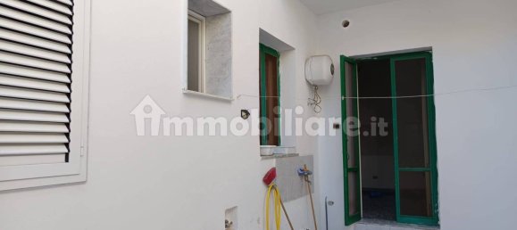 Квартира с 3 спальнями в Бари, Италия № 31271 16