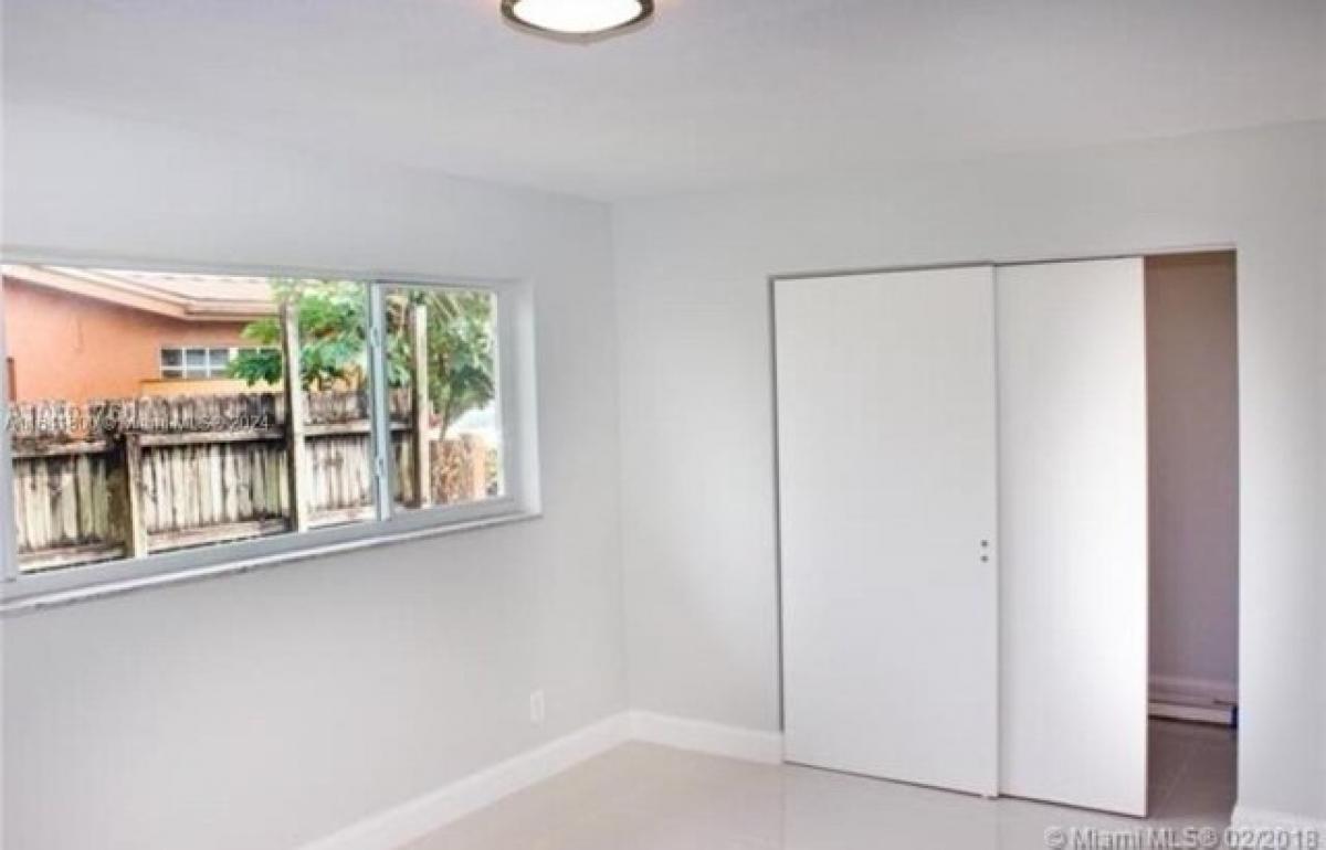 3 bedrooms House in Lauderdale Lakes, USA No. 398986