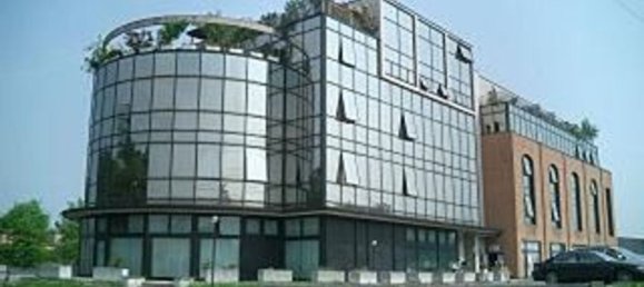 Gewerbliche Immobilie in Settimo Milanese, Italy 365m², Nr. 15755 3