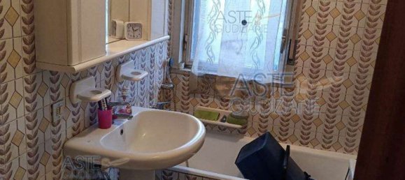 Квартира с 6 комнатами в Брешиа, Италия № 4381 8