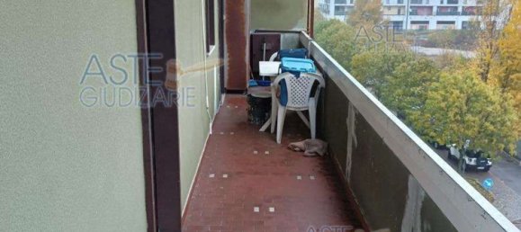 Квартира с 6 комнатами в Брешиа, Италия № 4381 14