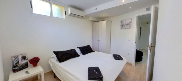 4 bedrooms Villa in La Zenia, Spain No. 9792 3