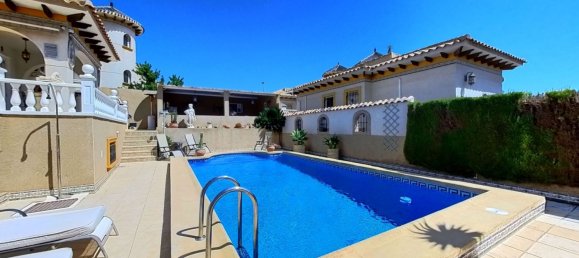 4 bedrooms Villa in La Zenia, Spain No. 9792 25