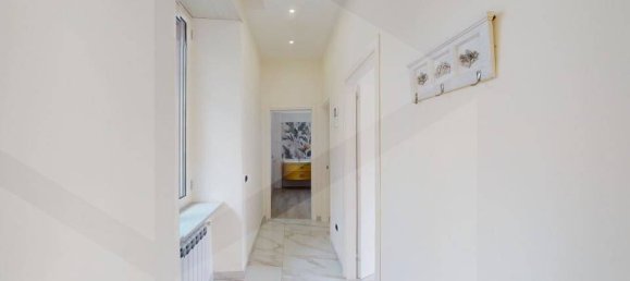 3 rooms Apartment in Arzano, Italy No. 24684 9