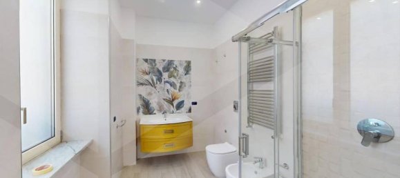 3 rooms Apartment in Arzano, Italy No. 24684 14