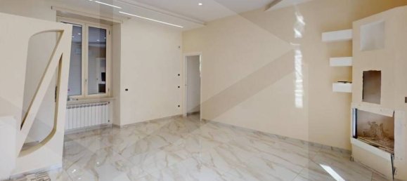 3 rooms Apartment in Arzano, Italy No. 24684 18