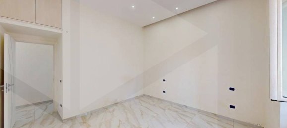 3 rooms Apartment in Arzano, Italy No. 24684 16