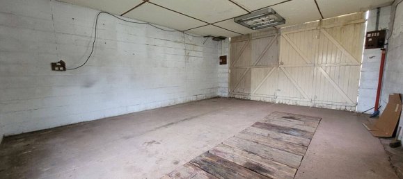 404m² Land in Le Coudray, France No. 94775 3