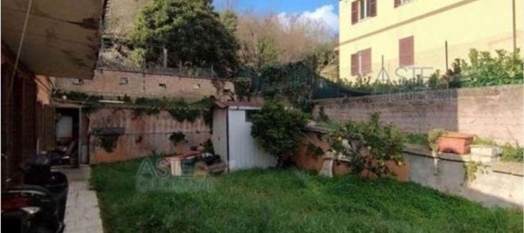 3 rooms Apartment in Rome, Italy No. 189094 16