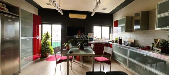 3 غرف نوم شقة في Paola, Malta رقم 2348 4