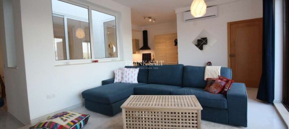 3 bedrooms Penthouse in Naxxar, Malta No. 9393 2