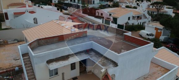 Casa de 3 dormitorios en Quarteira, Portugal No. 160488 3