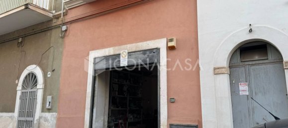 1غرفة عقار تجاري في Noicattaro, Italy رقم 23238 2