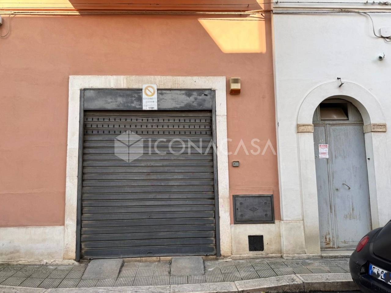 1غرفة عقار تجاري في Noicattaro, Italy رقم 23238