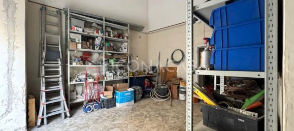 1غرفة عقار تجاري في Noicattaro, Italy رقم 23238 7