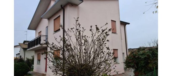 4 Schlafzimmer Haus in Salara, Italy, Nr. 253220 8