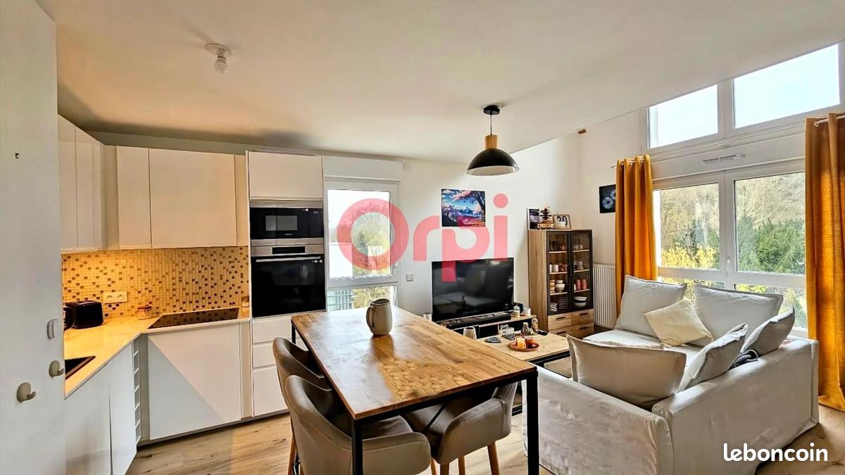 1 bedroom Duplex in Poissy, France No. 145991